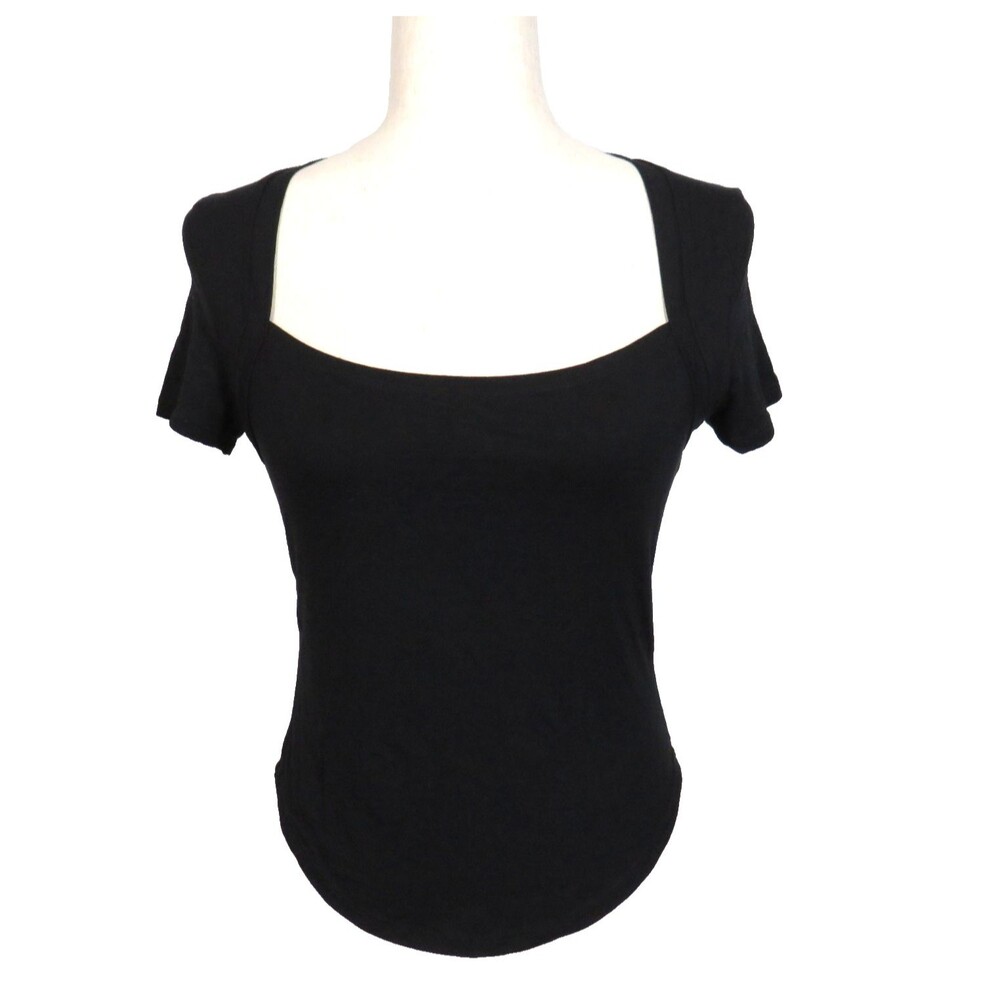 Halara Black Soft Stretchy Curved Hem Fitted Tee Size Small - Picture 1 of 7